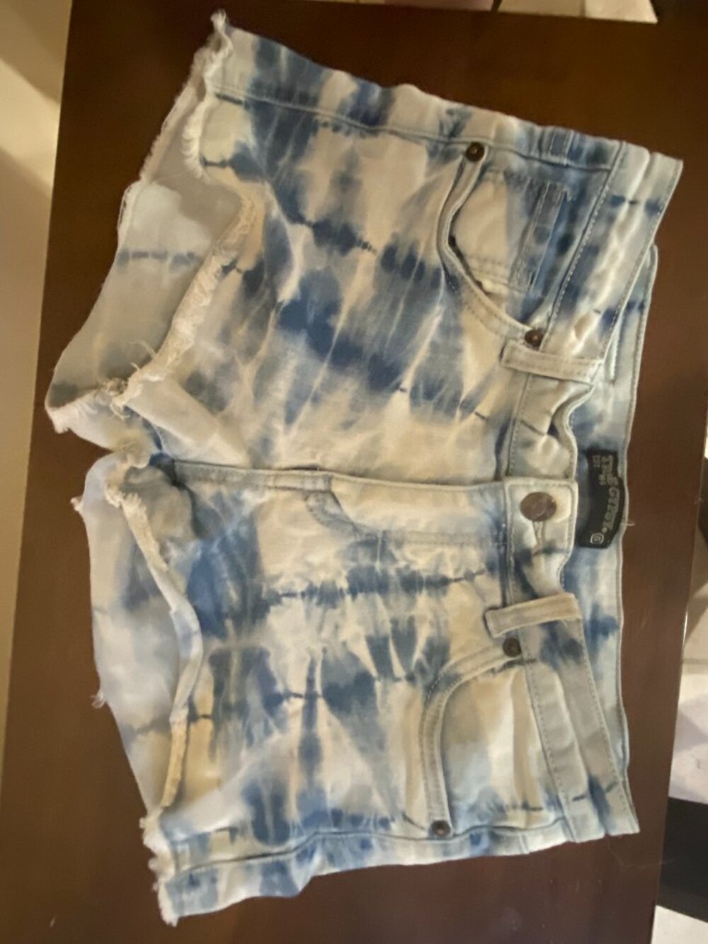 True Gypsy Tie Dye Frayed Hem Blue Jean Shorts Junior Size 5